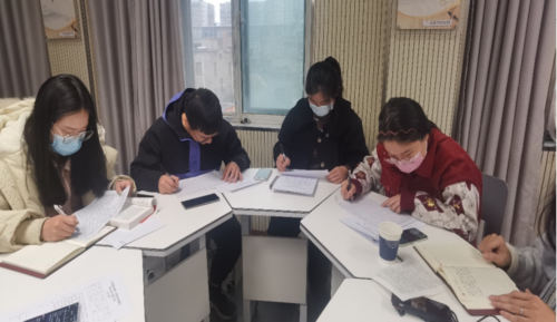 8.2各支部進行民主評議黨員