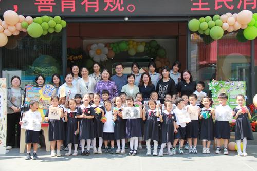 1鄭州藝術(shù)幼兒師范學(xué)校開展校園非遺傳承共建活動
